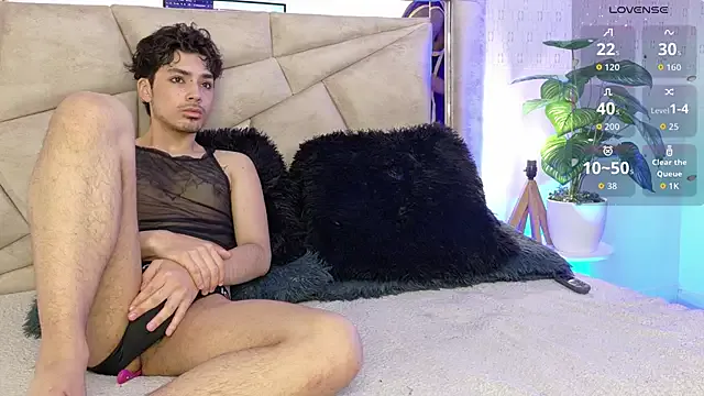 LucayLeo from StripChat is Freechat