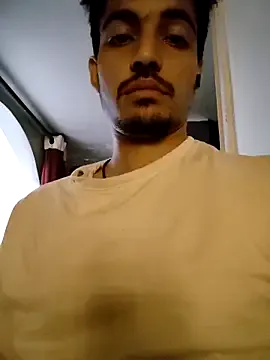 Lucifer21dragon from StripChat is Freechat