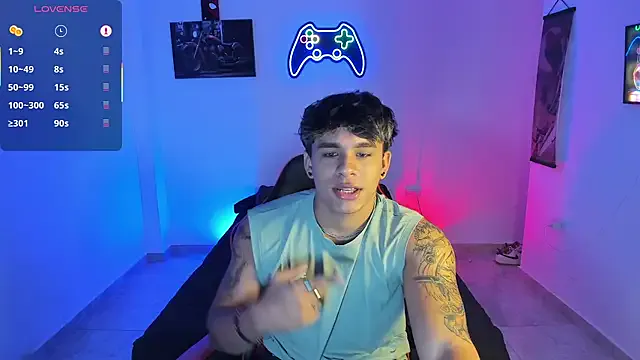 Girls: try live performances with matured performers, from dancing to quirks, in a variety of beautiful sex cams.