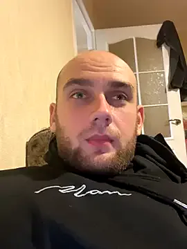 LuckyGirlfriends from StripChat is Freechat