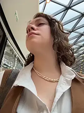 Lucy-joy from StripChat