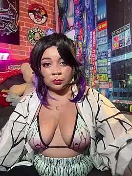 Lucycosplay777 from StripChat is Freechat