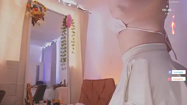 Girls: try live performances with matured performers, from dancing to quirks, in a variety of beautiful sex cams.