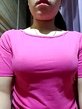 LucyyLy from StripChat