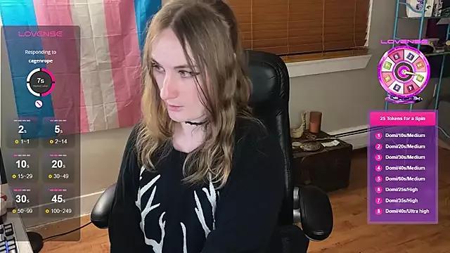 luluvaladon from StripChat