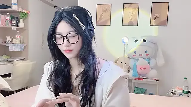 Luminous163 from StripChat is Freechat