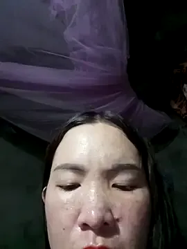 Luna-ass from StripChat