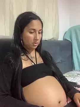 luna_asss from StripChat is Freechat