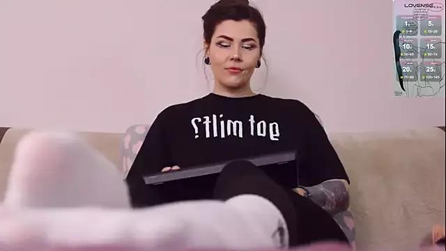 Girls: try live performances with matured performers, from dancing to quirks, in a variety of beautiful sex cams.