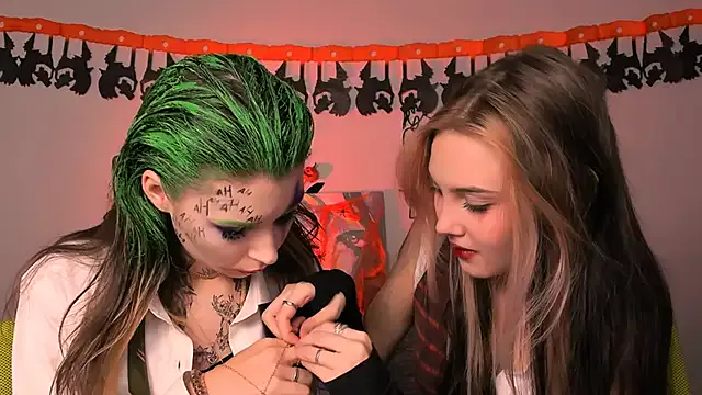 Girls: try live performances with matured performers, from dancing to quirks, in a variety of beautiful sex cams.