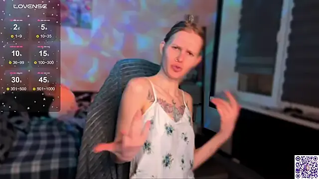 Girls: try live performances with matured performers, from dancing to quirks, in a variety of beautiful sex cams.