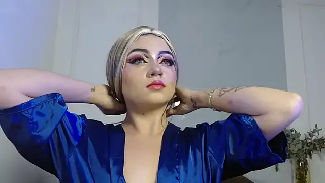 Girls: try live performances with matured performers, from dancing to quirks, in a variety of beautiful sex cams.