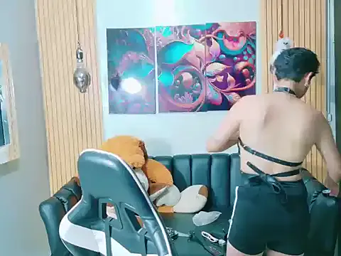 Girls: try live performances with matured performers, from dancing to quirks, in a variety of beautiful sex cams.