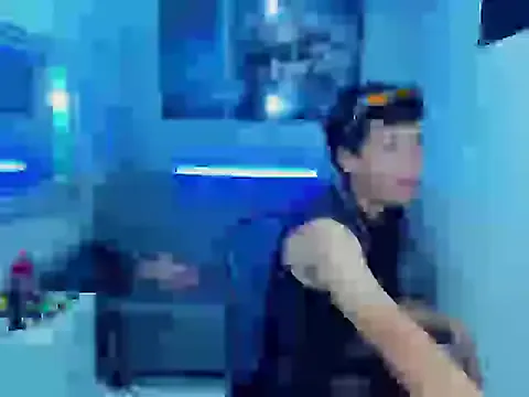 lunabustygirl from StripChat is Freechat