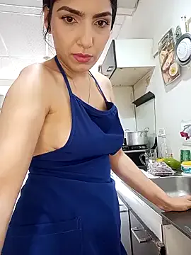 LunaSub69_ from StripChat is Freechat