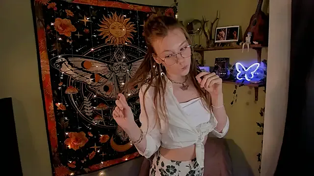 Girls: try live performances with matured performers, from dancing to quirks, in a variety of beautiful sex cams.