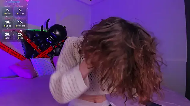 M1BabyG1rl from StripChat is Freechat