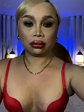 Madameblonde from StripChat