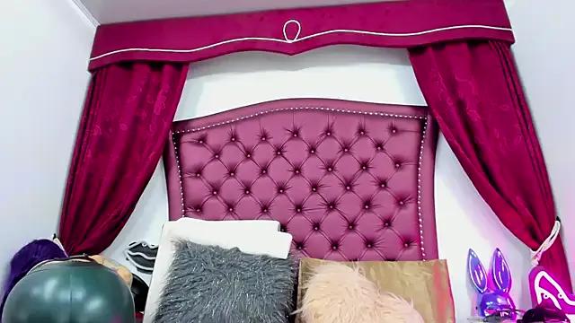 Maddissonlove from StripChat