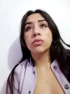 madeline_lx from StripChat is Freechat