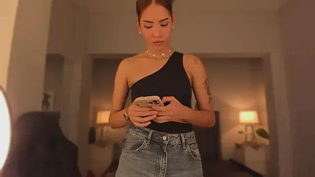Girls: try live performances with matured performers, from dancing to quirks, in a variety of beautiful sex cams.