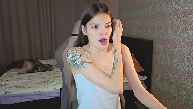 Girls: try live performances with matured performers, from dancing to quirks, in a variety of beautiful sex cams.