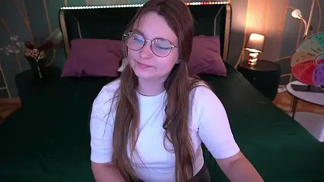 Girls: try live performances with matured performers, from dancing to quirks, in a variety of beautiful sex cams.
