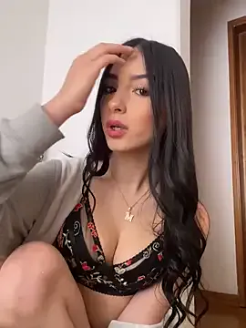 Girls: try live performances with matured performers, from dancing to quirks, in a variety of beautiful sex cams.