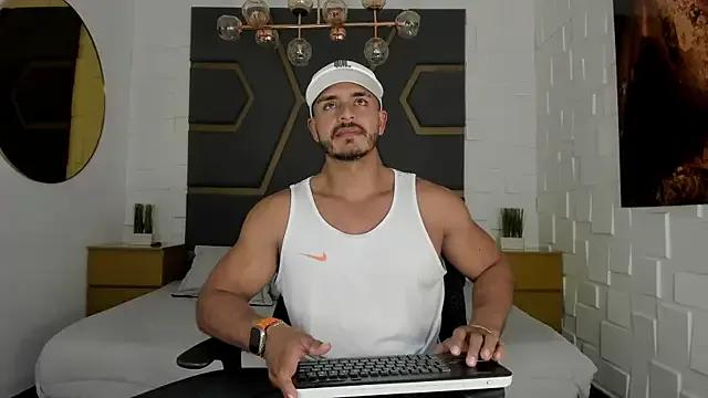 magnusclark from StripChat is Freechat