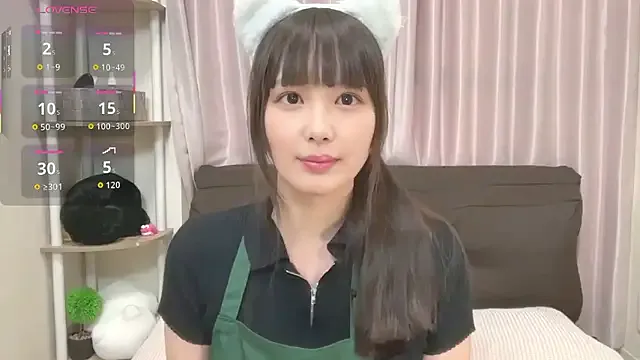 mai-chan_ from StripChat is Freechat