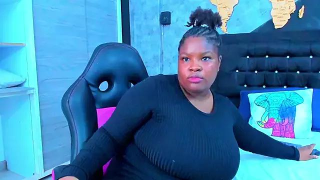 Maiam__Rossi from StripChat