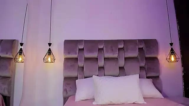 Girls: try live performances with matured performers, from dancing to quirks, in a variety of beautiful sex cams.