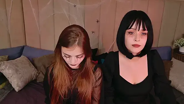 MandyMils from StripChat is Freechat