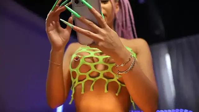 Girls: try live performances with matured performers, from dancing to quirks, in a variety of beautiful sex cams.
