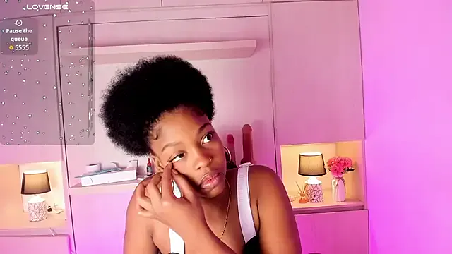 MaraBaker from StripChat is Freechat