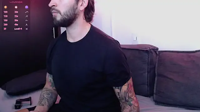 marco_allison43 from StripChat is Freechat