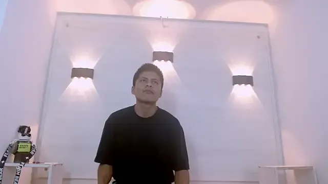 marcus_hans_ from StripChat is Freechat