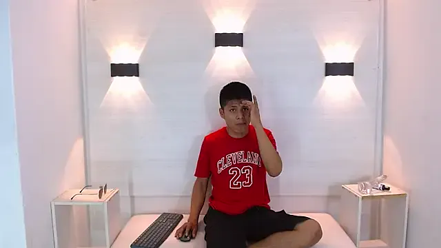 Girls: try live performances with matured performers, from dancing to quirks, in a variety of beautiful sex cams.