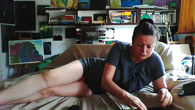 Girls: try live performances with matured performers, from dancing to quirks, in a variety of beautiful sex cams.