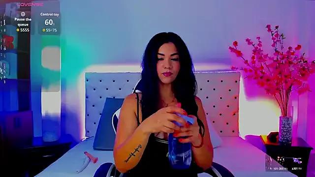 Mariana_Montes from StripChat is Freechat
