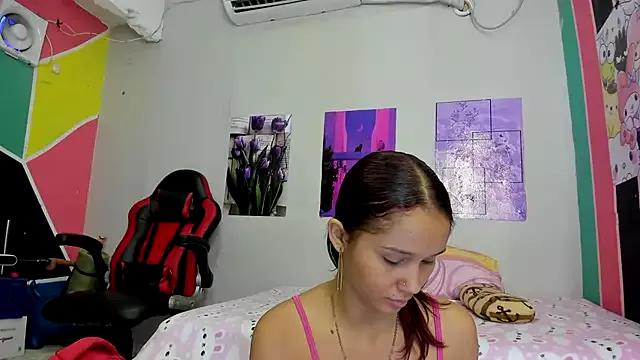 Girls: try live performances with matured performers, from dancing to quirks, in a variety of beautiful sex cams.