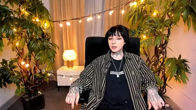 MarianCarter from StripChat is Freechat