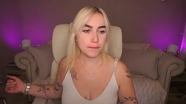 Girls: try live performances with matured performers, from dancing to quirks, in a variety of beautiful sex cams.