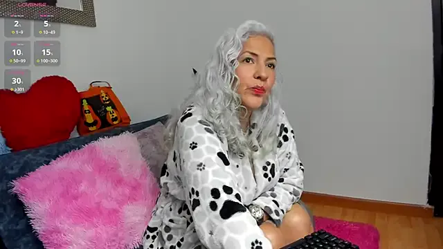 marilyn70 from StripChat is Freechat