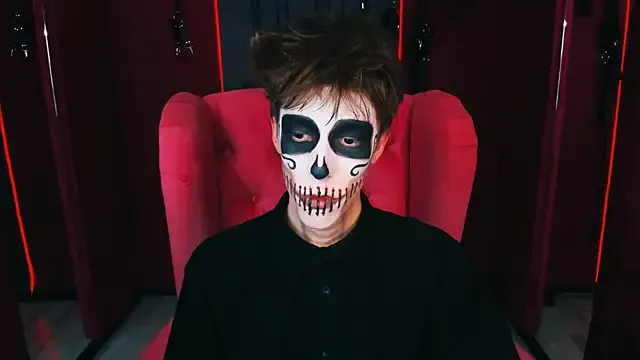 MarkBranston from StripChat is Freechat