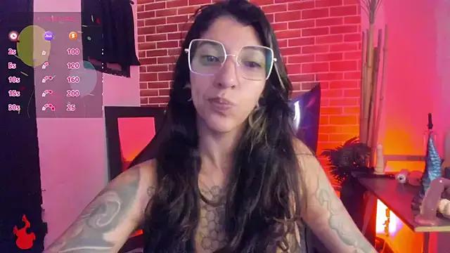 marlenna from StripChat is Freechat