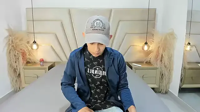 MaroxCute from StripChat is Freechat