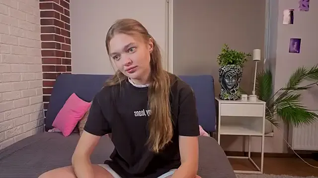 Girls: try live performances with matured performers, from dancing to quirks, in a variety of beautiful sex cams.