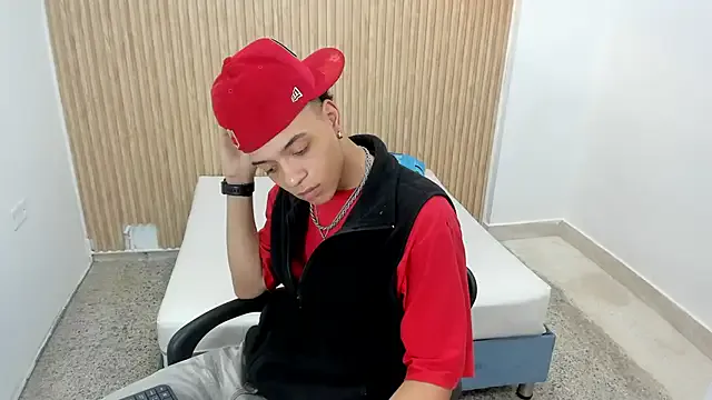 MARSHALL_SPENCER from StripChat is Freechat