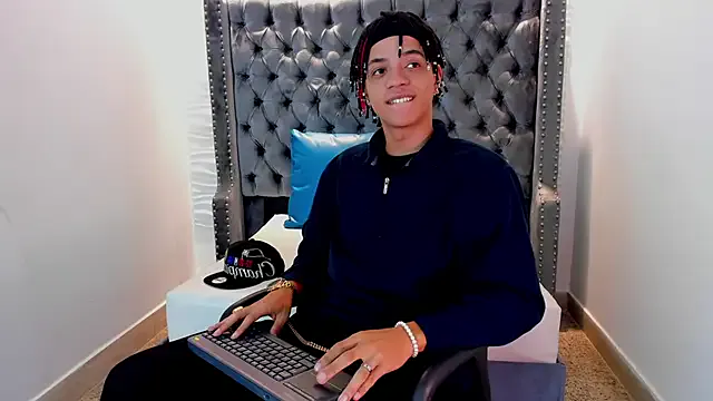 MARSHALL_SPENCER from StripChat is Freechat